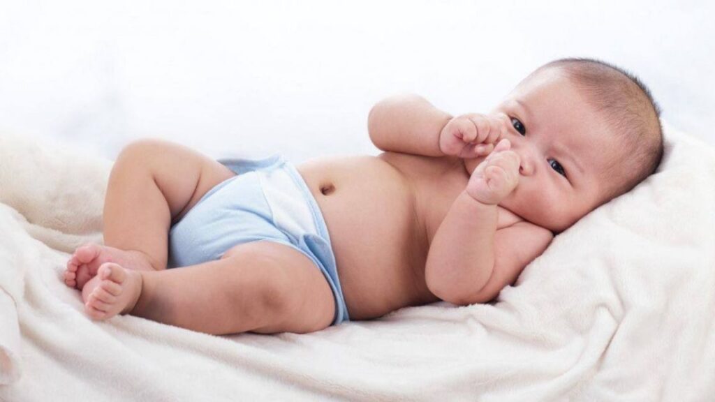 Số lần đi ngoài của trẻ sơ sinh Như thế nào là bình thường